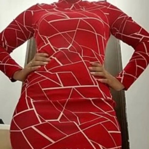 Print Red Bodycon Short Long Sleeve Dress - Picture 1 of 4